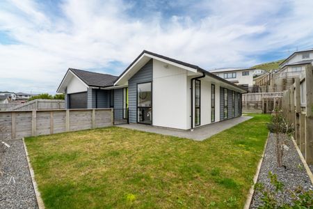 52 Atherton Terrace, Churton Park - Photo 2