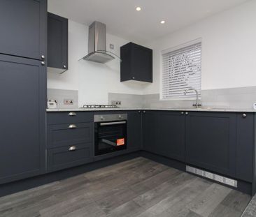 1 bedroom semi-detached bungalow to rent - Photo 4