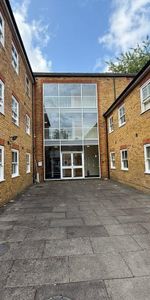 Flat to rent - Photo 4