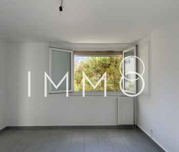 Location Appartement 2 pièces 57m² MARSEILLE 11ème - Photo 3