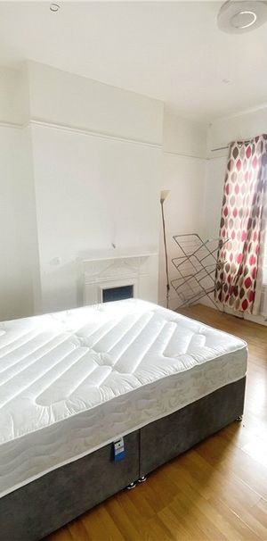 Recreation Road, Guildford, Surrey, GU1 1HP - Photo 1