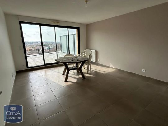 Appartement à louer 4 pièces 78.1m² - Photo 1