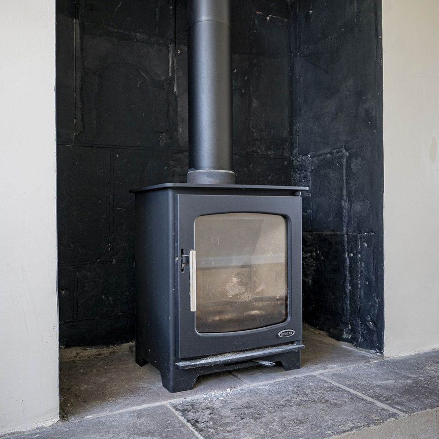 Well Lane, Little Badminton - Photo 1