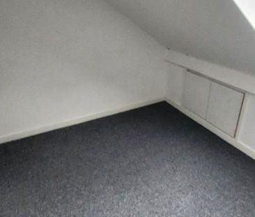 3 bedroom flat to rent - Photo 3