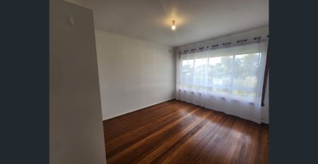 7 Plane Court, Campbellfield, Vic 3061 - Photo 3