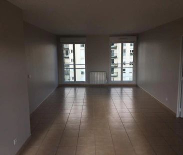 F4 - 14 RUE DES TUILERIES 69009 LYON - Photo 1