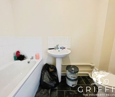 Falcon Avenue, Grays, RM17 - Photo 5