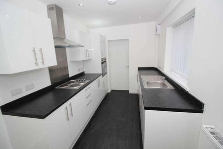 Oakfield Road, Walton, Liverpool, L4 - Photo 2