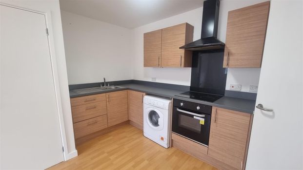 1 BED Apartment To rent - Photo 1