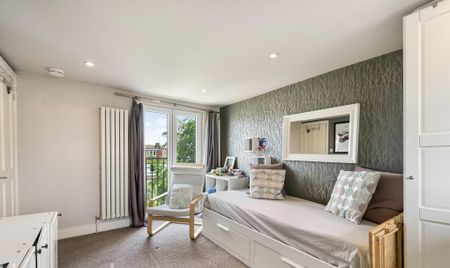 3 Bed Semi-Detached House, Niton Road, TW9 - Photo 4