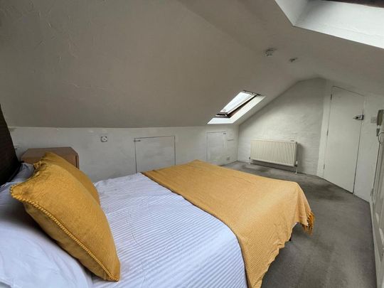 1 bedroom property to rent - Photo 1