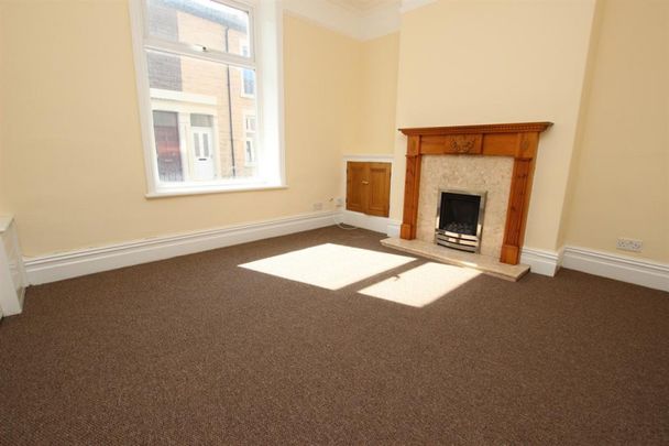 2 bedroom House To Let - Photo 1