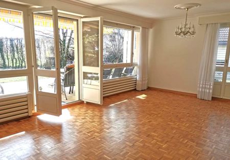 6.5-room single-family house with terrace and garden - Photo 4