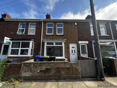 3 bedroom property to rent in Grimsby - Photo 3