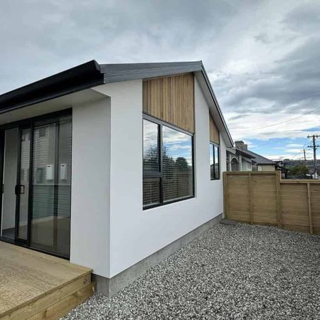 MOVE IN BEFORE CHRISTMAS - WHAT A FABULOUS END TO THE YEAR - Photo 4