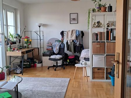 4040 Urfahr, Leonfeldnerstr.157: Reizende, ruhige Kleinwohnung mit Balkon,1 Raum, 41,16m2 WNFL, ablösefreie Küche 3. Liftstock - Photo 2