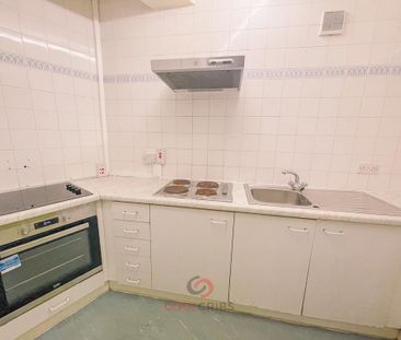 Studio to rent - Photo 6