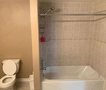 For Lease - 9 Ballyhaise Crescent, Brampton, Ontario - Photo 3