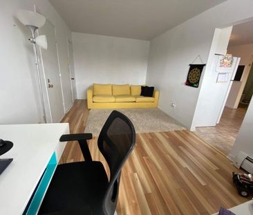 2 CH - 1 SDB - Québec - $1,067 /mo - Photo 2