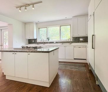 For Lease - 19 Chieftain Crescent, Toronto, Ontario - Photo 2