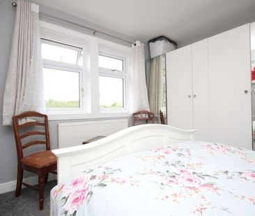 Fulford Grove, South Oxhey, WD19 - Photo 4