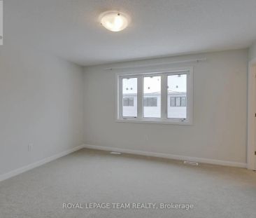 506 INGENUITY ROW - Photo 3