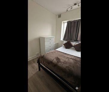 Room in a Shared House, Kennyland Court, NW4 - Photo 5