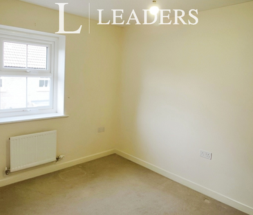 3 bedroom mid-terrace to rent Warwick Close, Bourne PE10 - Photo 4