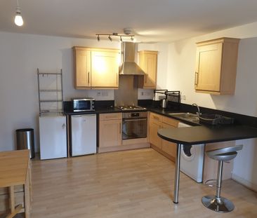 2 Bed Flat, Park West, NG7 - Photo 5