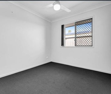 Modern 4-Bed Family Home with Dual Living Spaces in Vibrant Yarrabilba - Photo 1