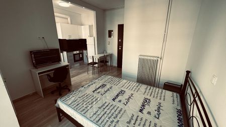 Studio/Γκαρσονιέρα για ενοικίαση Τζιτζιφιές (Καλλιθέα) - Photo 5