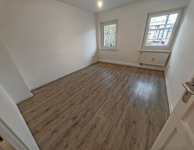 Perfekt für uns - gemütliche 2-Zimmer-Wohnung, renoviert, in gefragter Lage! - Foto 1