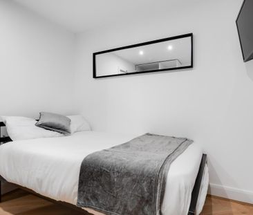 6 bedroom house to rent - Photo 2