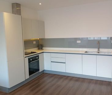 1 Bed Flat, Bell Lane, NW4 - Photo 6