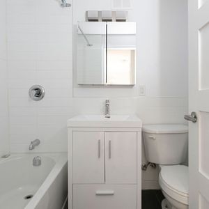 For Lease - 95 Lawton Boulevard Unit# B2, Toronto, Ontario - Photo 2