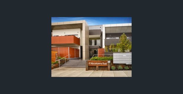 Large Open Plan Living. - Photo 1