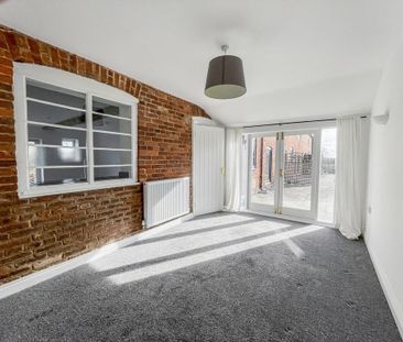 3 bedroom barn conversion to rent - Photo 3