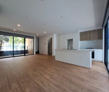 4-Bedroom Apartment for Lease in Prime Location - Photo 6