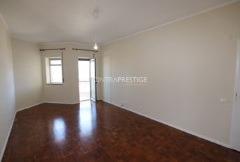 Apartamento T3 em Lisboa