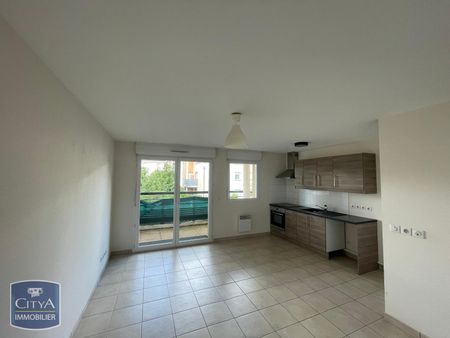 Location Appartement 3 pièces 55m² ST BENOIT 86280 - Photo 2