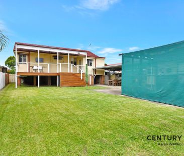 Large Outdoor Entertaining Area&excl;&excl; - Photo 2