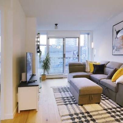 Furnished, bright 1-bdrm condo DT - Photo 3