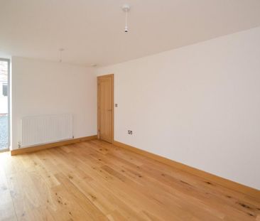 3 bedroom barn conversion to rent - Photo 1