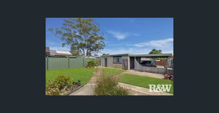 WALK TO ETTALONG BEACH! | 6 MONTH LEASE - Photo 3