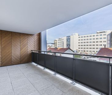 location Appartement T3 DE 62.7m² À VILLEURBANNE - Photo 3