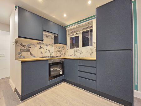 2 Bed Flat, Antill Road, N15 - Photo 4