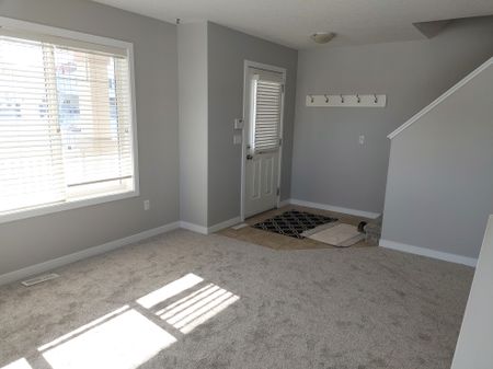 5302 Gordon Rd, Regina - Photo 3