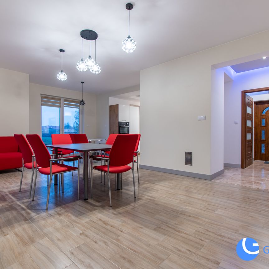 Dom 205m2-6pok *Wieliczka* garaż, ogród - Фото 1