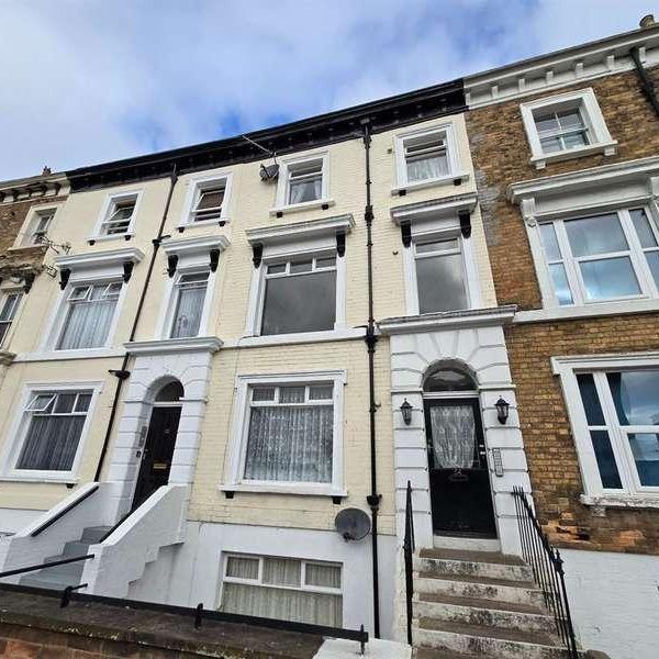 Castle Road, Scarborough, YO11 - Photo 1