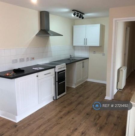 1 bedroom flat to rent - Photo 4